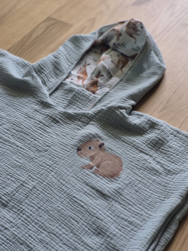 🐳 Badeponcho aus Musselin – wendbar & individuell gestaltet